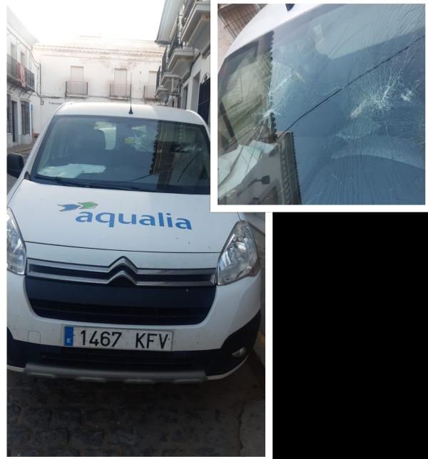 Aqualia desmiente al PSOE de Moguer: el hundimiento de la Plaza de la Coronación no es de su responsabilidad